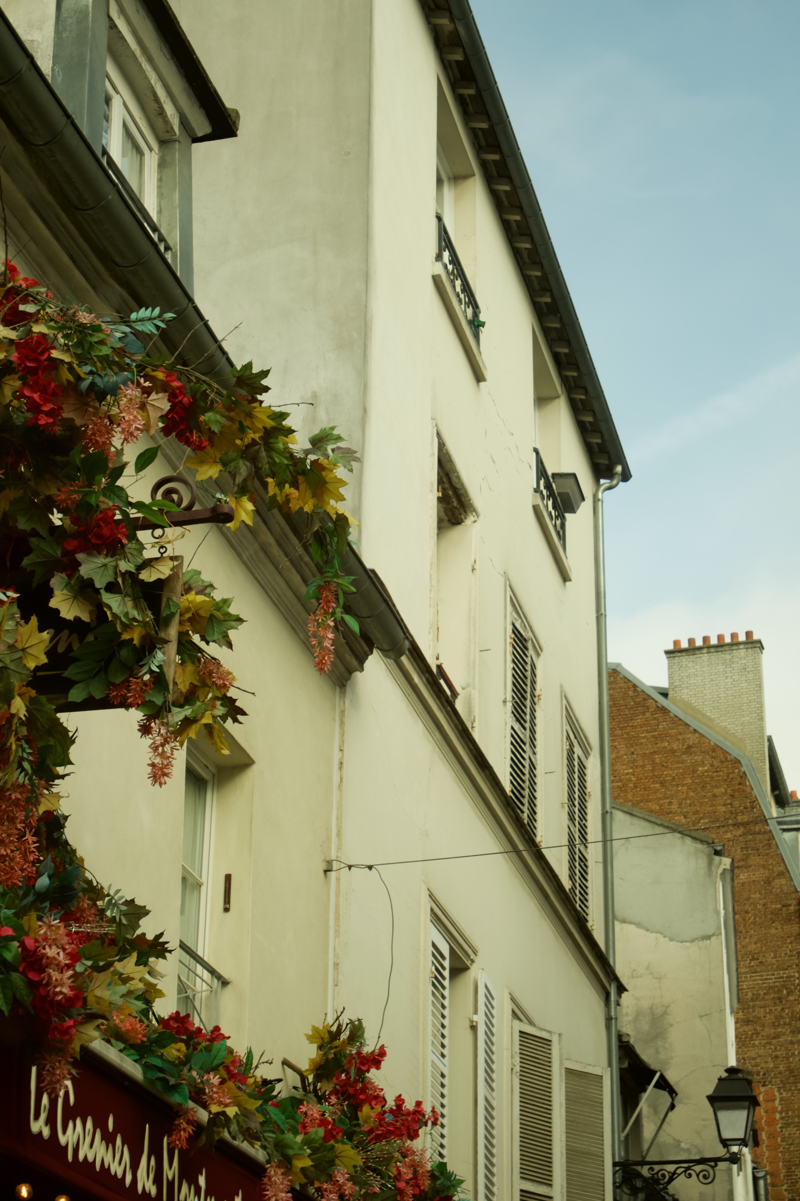 Autumn garlands on a Montmartre storefront